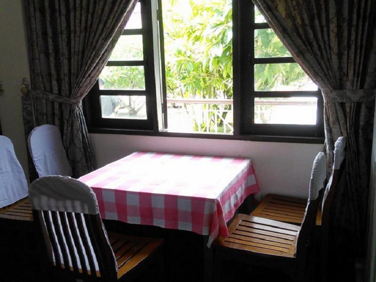 Attran Hotel Моламяйн Екстериор снимка