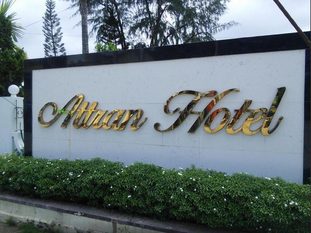 Attran Hotel Моламяйн Екстериор снимка